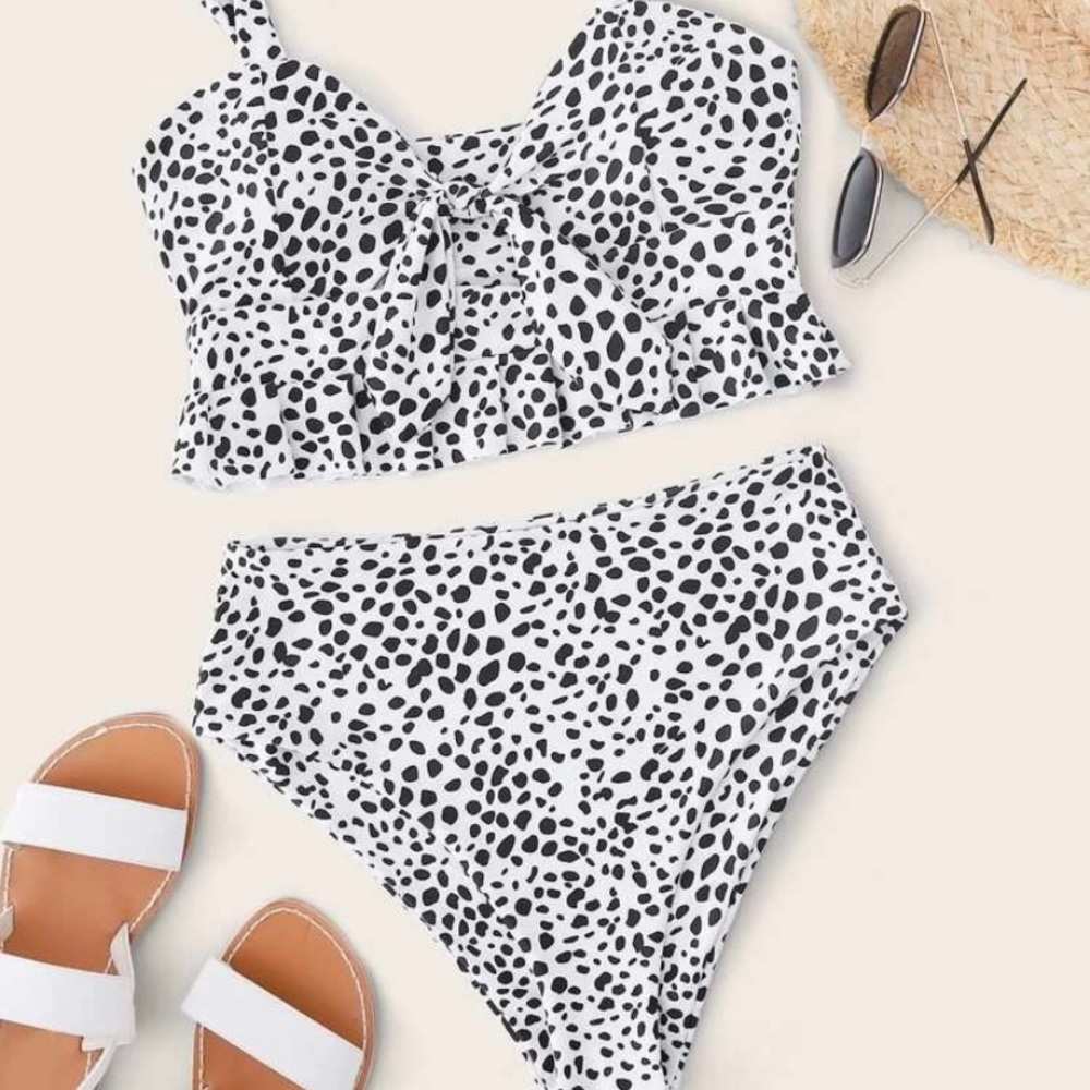 High waisted swimsuit